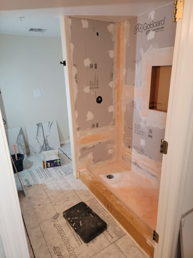 Shower waterproofing with recessed niche before tile